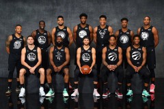 巴特勒库明加联手制霸绿茵场：默契配合引爆足球风暴